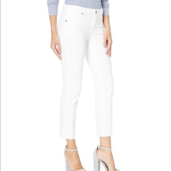 Fall/Winter White Straight Leg Soft Women’s Jeans - Picture 3 of 15